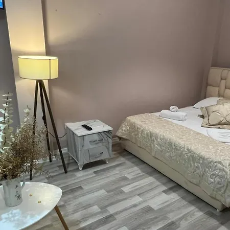 Apartamente * Τίρανα